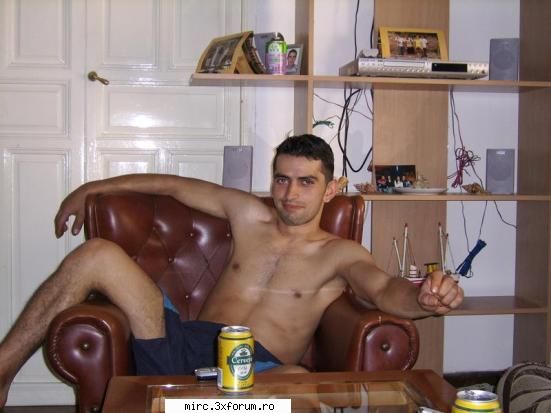 :finger:  :dinti:  
omu` cu formula 1 zile_iuly